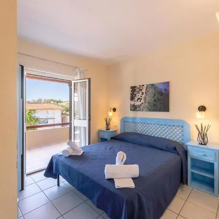 Fantastico Baia De Bahas Two Bedroom Sleeps Six Num0901 Marinella (Sardinia)