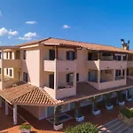 Fantastico Baia De Bahas Two Bedroom Sleeps Six Num0901 아파트 마리넬라