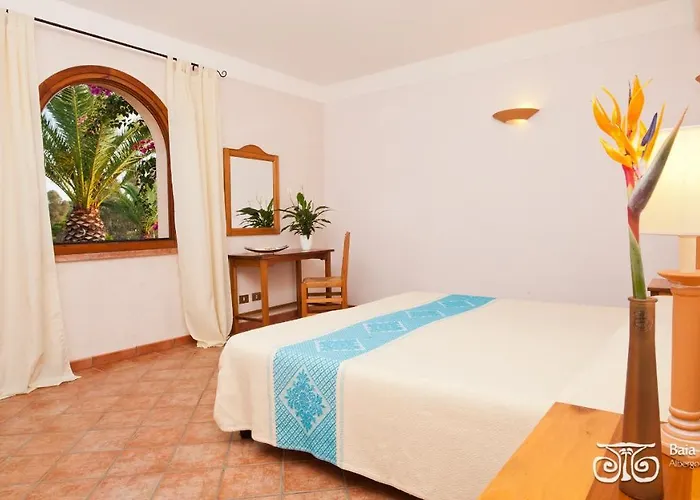 Fantastico Baia De Bahas Two Bedroom Sleeps Six Num0901 *