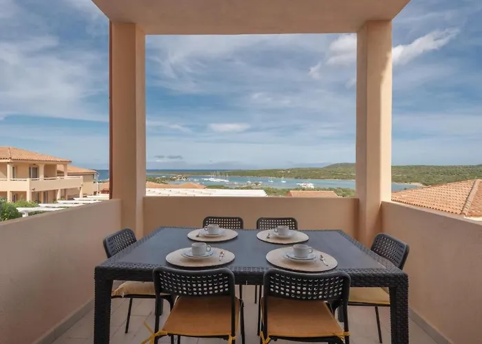 Appartement Fantastico Baia De Bahas Two Bedroom Sleeps Six Num0901 Marinella (Sardinia)